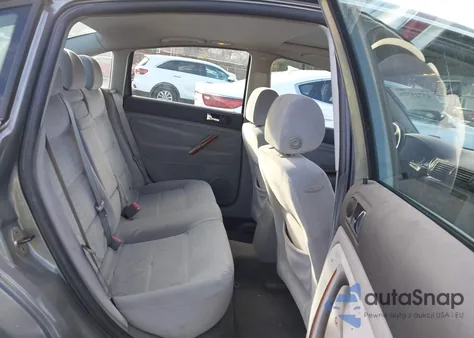 2003 Volkswagen Passat Gls V6 из США, поврежденный, VIN WVWPH63B33P358521